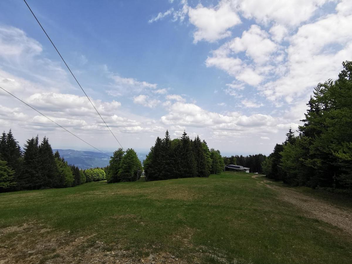 Ruska Koca Hotel Hočko Pohorje Buitenkant foto